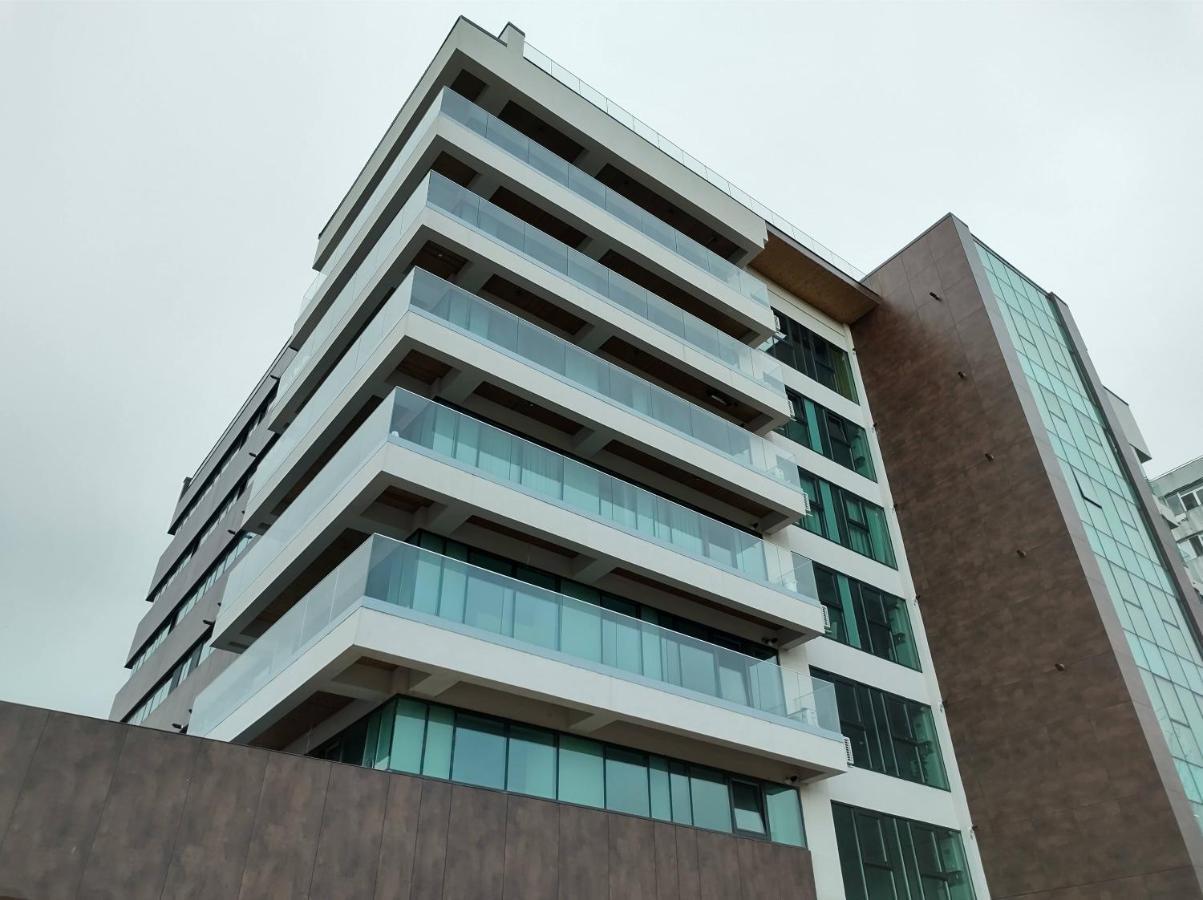 Sky City Panoramic Iasi Exterior photo
